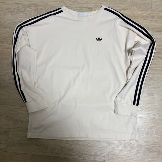 아디다스 긴팔티 원더화이트 S