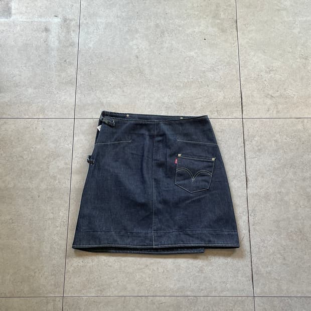 리바이스 엔지니어드 진스 랩 스타일 데님 미니스커트