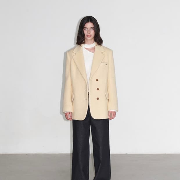 루에브르 퀼티드 라인드 알파카 자켓