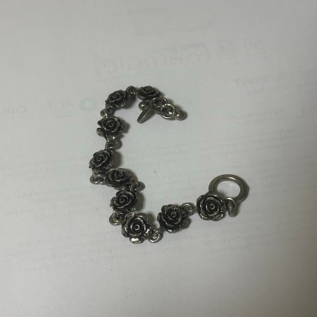 엑스오디너리 팔찌