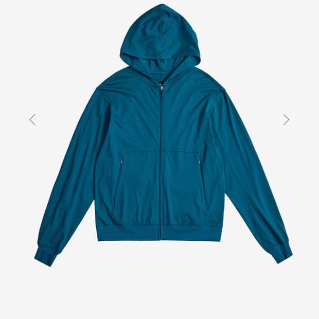 구해요)) 999 ADVENTURE SOFT HOODED ZIP UP
