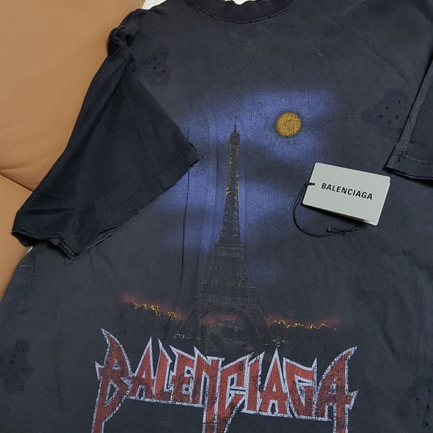 발렌시아가 파리문 더블프론트 반팔 티셔츠