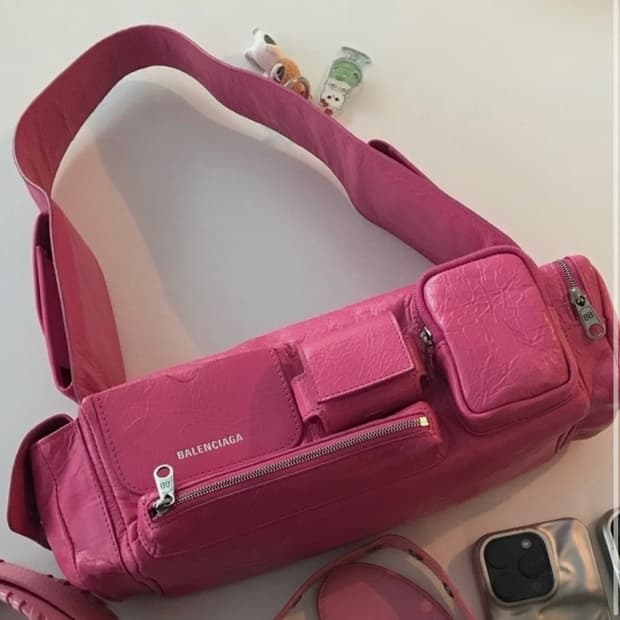 발렌시아가 super busy xs bag