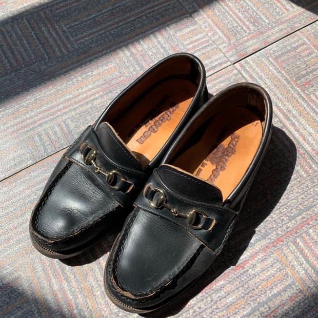 유케텐 홀스빗 블랙 카프 로퍼 7E(250-255)사이즈