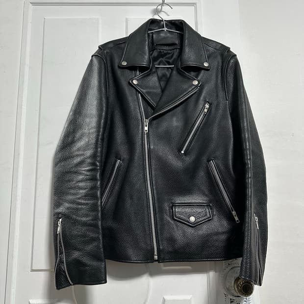 비바스튜디오 카우레더 라이더자켓