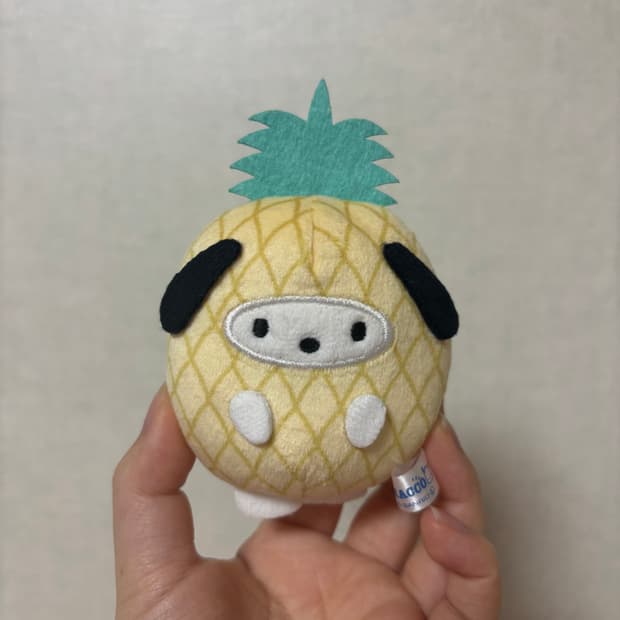 산리오 포차코 파인애플 인형