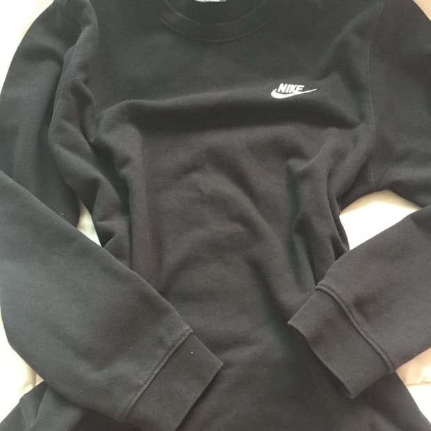 나이키 맨투맨 M