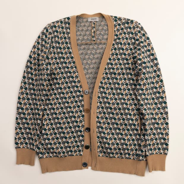 언더커버 가디건 2사이즈 (95 M)