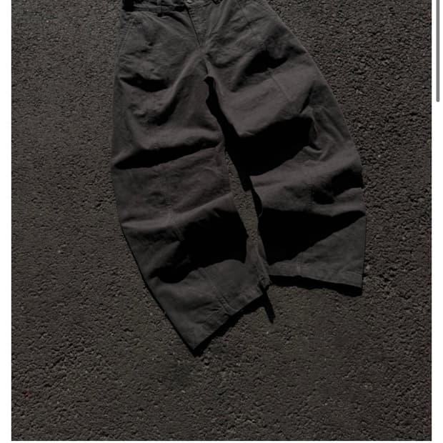 아르반 x prtprtshop 파시드 코어 커브드 팬츠 느와르 차콜