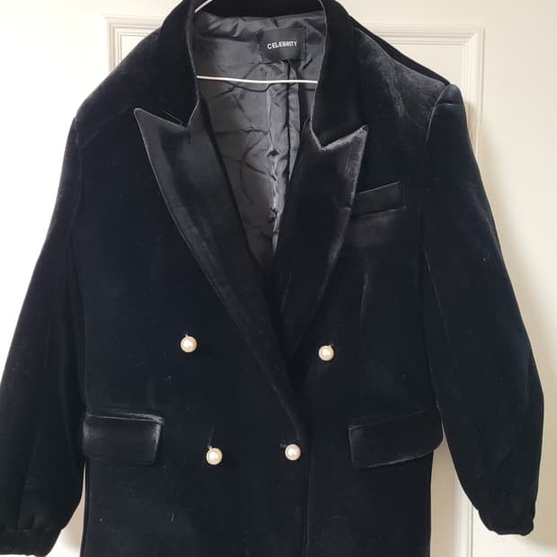 셀레브리티 벨벳 진주 자켓