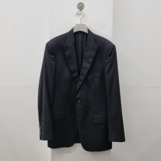 Yves Saint Laurent 입생로랑