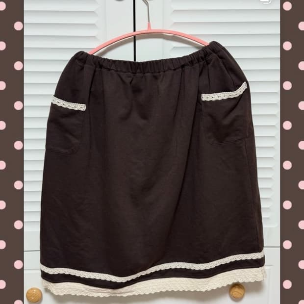 다크초코 스커트