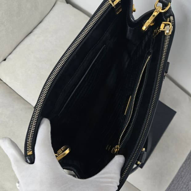 [보증서 정품]프라다 사피아노 토트 숄더백