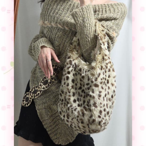 갸루 오프숄더 니트