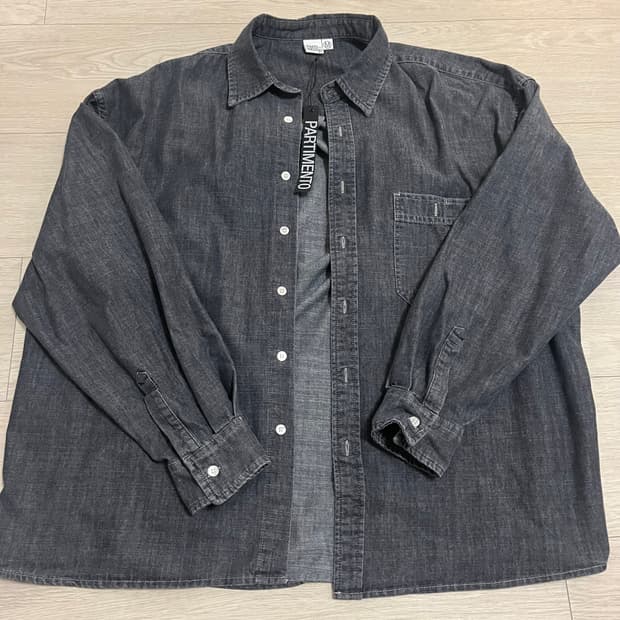 파르티멘토 오버사이즈 스톤 워싱 데님 셔츠