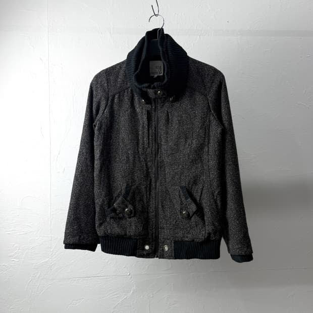 Soul Of Freedom 하이넥 자켓