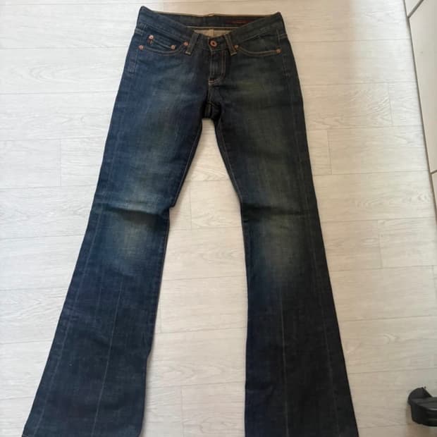 AG jeans) 빈티지 로우라이즈 부츠컷 데님