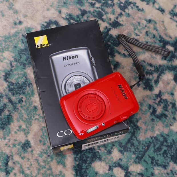 Nikon 니콘 쿨픽스 Coolpix S01 레드 풀박스 상태좋음