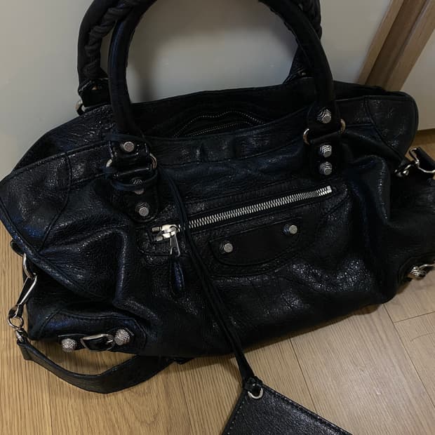 발렌시아가 모터백 미듐