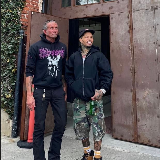 자라 플레어 데님 리처드스타크 핏