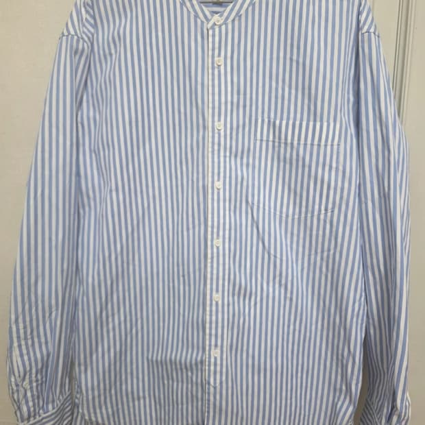 솔리드옴므 밴드 칼라 스트라이프 셔츠 105