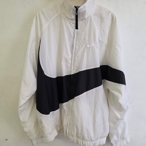 나이키 빅스우시 바람막이 XL