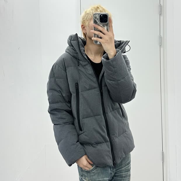 Slick high neck gray puffer jacket