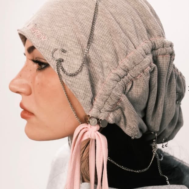 NERDY x OHTNYC GRAY PIERCED SLOUCH 비니