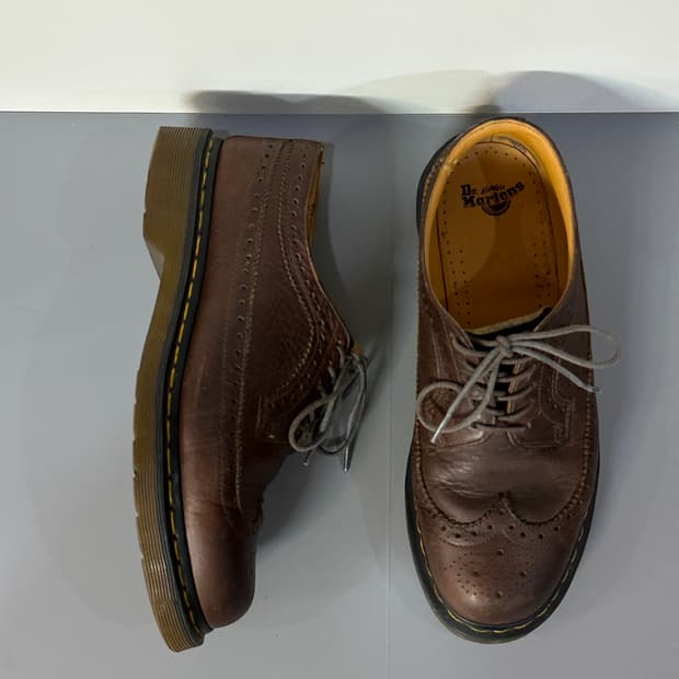 닥터마틴 브라운 윙팁 로퍼 슈즈