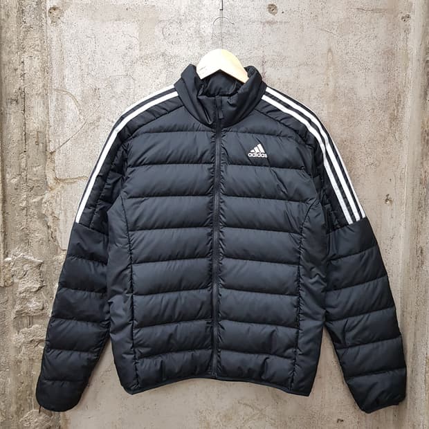아디다스 블랙 삼선 다운 남성 패딩 XL사이즈