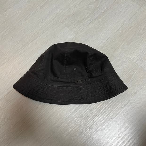 러프사이드 버킷햇 2사이즈 1회착