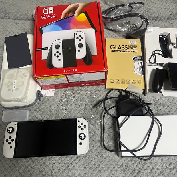 닌텐도 스위치 OLED 화이트 풀박스 +삼성 256 메모리카드