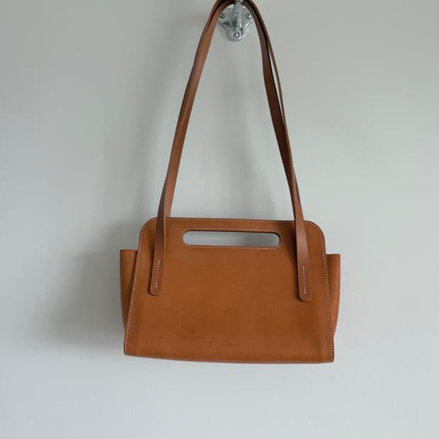 HANDMADE 베지터블 레더 숄더백