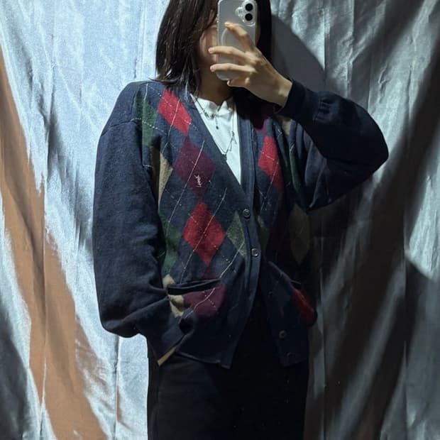 L YSL 입생로랑 아가일 패턴 가디건