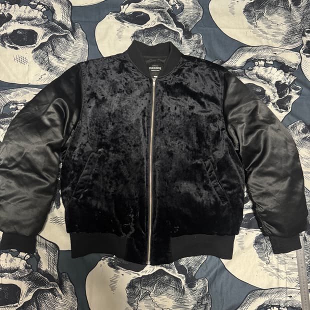 덕다이브 벨벳 MA-1 항공패딩점퍼  L사이즈