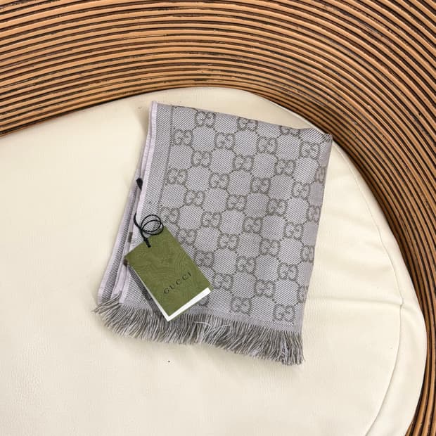 구찌 GG 패턴 자카드 울 스카프