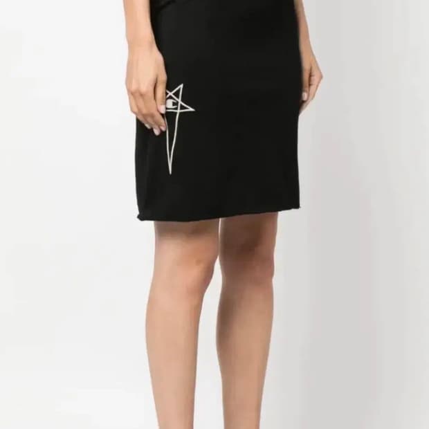 릭오웬스 챔피온 미니 스커트 s 블랙 로고 자수 챔피언 미디 롱