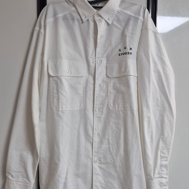 IAB 화이트셔츠