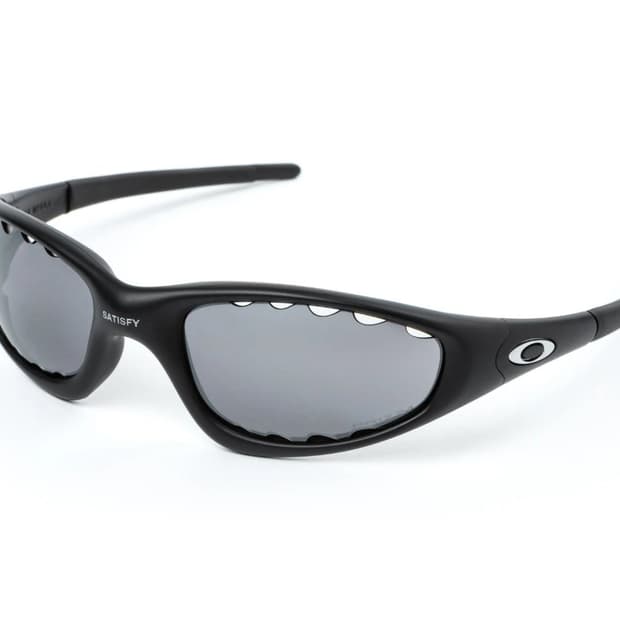 새티스파이 오클리 스트레이트 자켓 SATISFY Oakley