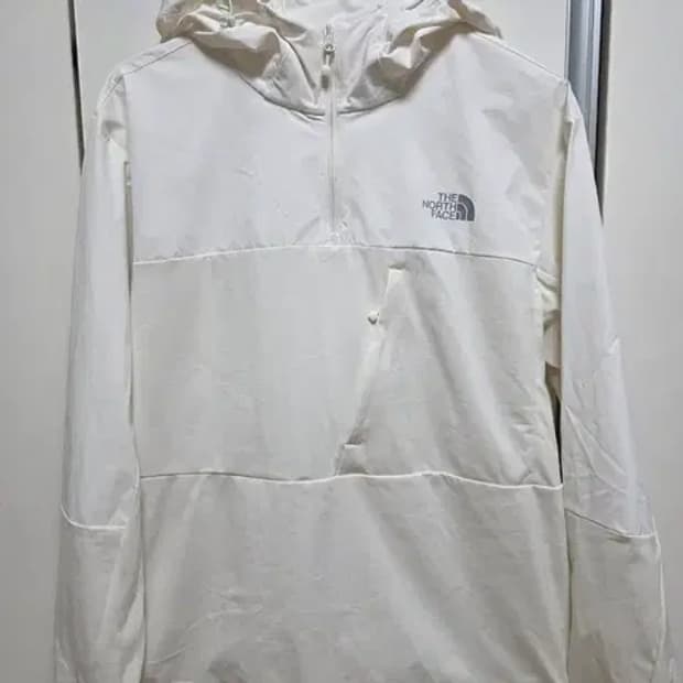 노스페이스 여성 아노락 후두 바람막이 M (화이트)
