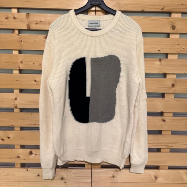 솔리드옴므 니트