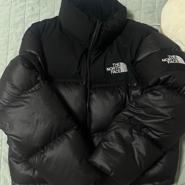 노스페이스 패딩 화이트라벨 블랙 