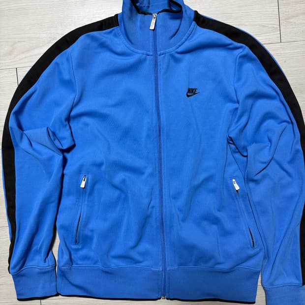 나이키 울트라마린블루 져지