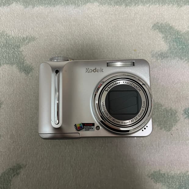 코닥 c875 뉴진스 카메라 실버 빈티지 디카