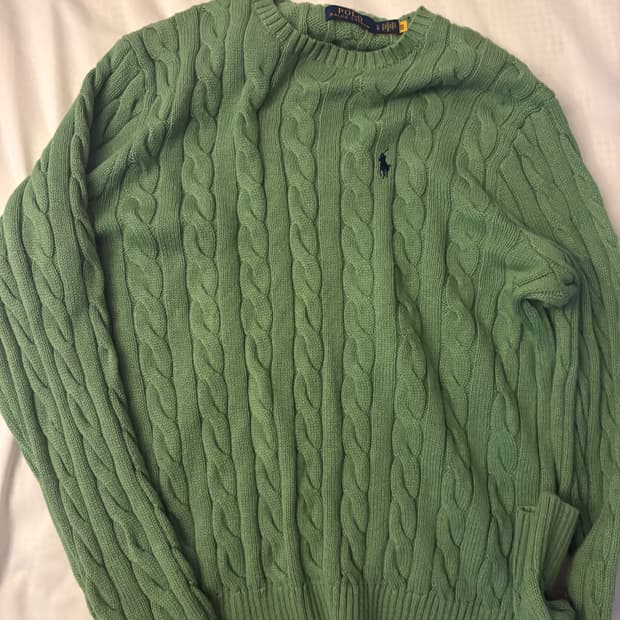 폴로 케이블 니트 올리브 그린