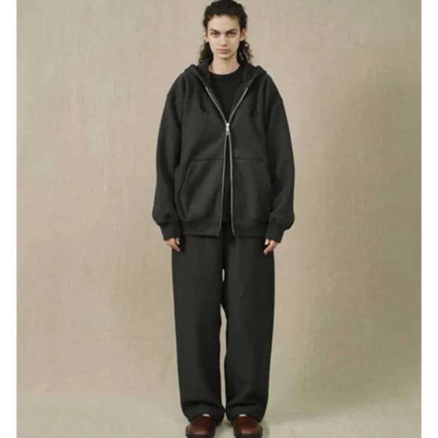 Yoko Sakamoto 요코사카모토 후드 집업 블랙 M 신상