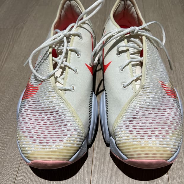 245)나이키 운동화