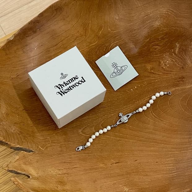 비비안 웨스트우드  mini bas relief bracel