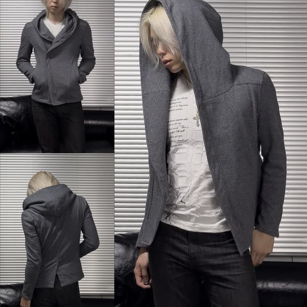 {Schlussel} Asymmetric Hooded Jacket 