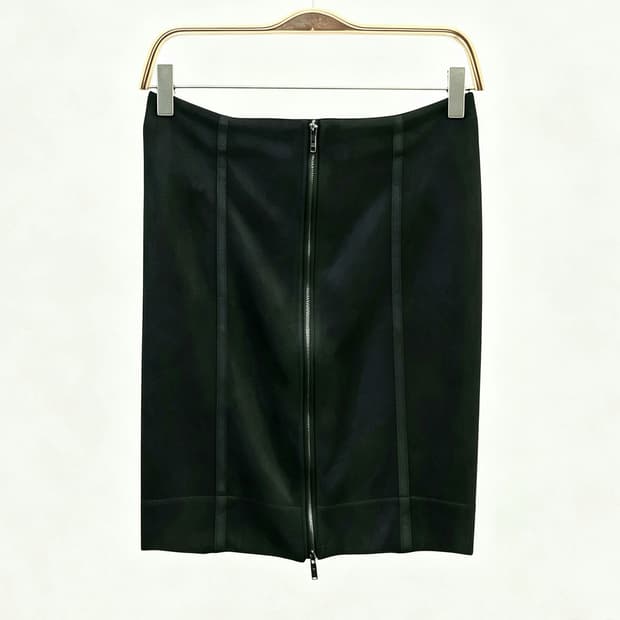 GUCCI 2009년제 정품 블랙 지퍼 디테일 미니 스커트
